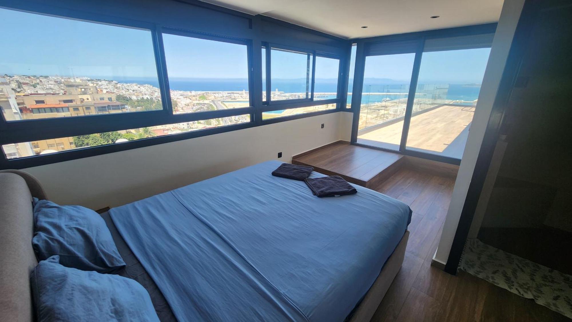 Magnifique Penthouse 160M2 Terrasse 90M2 Vue Mer Tangier Exterior photo